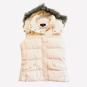 Talbots quilted duck down cream puffer vest with faux fur removable hood, small